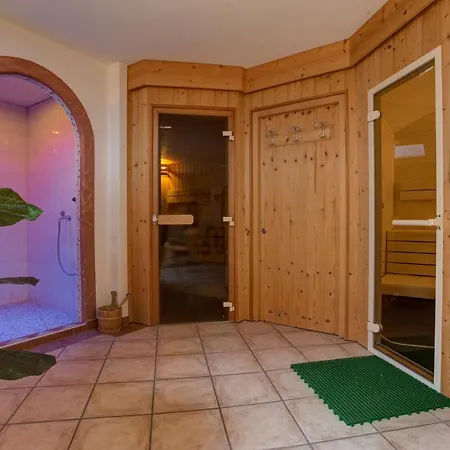 Roman * פרטנאו