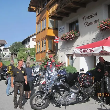 Roman * Pettneu am Arlberg